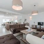 4 Bedroom Amazing Home In Debeljak